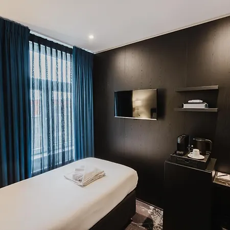 Atlas Hotel 4*