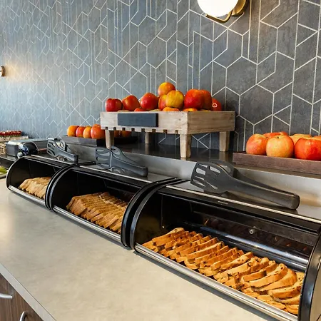 Atlas Hotel 4*